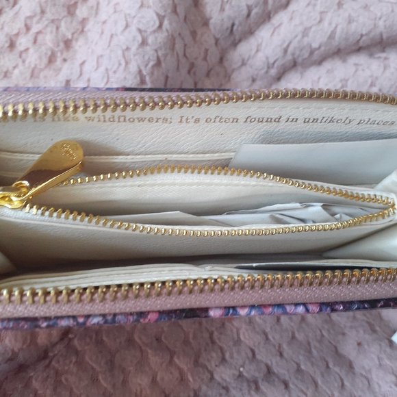 SALE!! Brand New Colorful Snakeskin Wallet - Picture 2 of 2